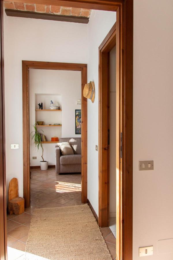 Apart-Agriturismo "La Colomba" 尼扎蒙费托 外观 照片